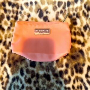 NWOT Clinique Small Toiletries Bag, Coral Pink